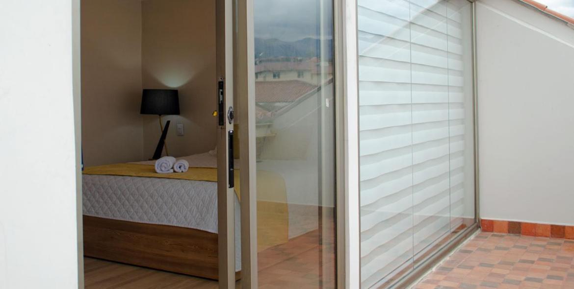 Hotel Brist0L Suites Centro Historico كوينكا المظهر الخارجي الصورة