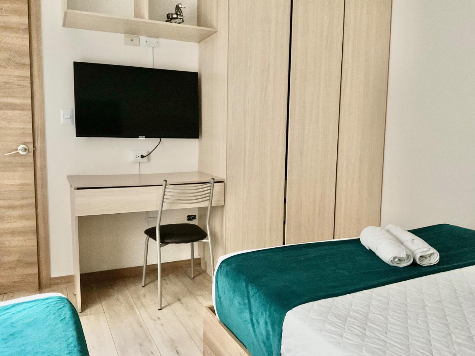 Hotel Brist0L Suites Centro Historico كوينكا المظهر الخارجي الصورة
