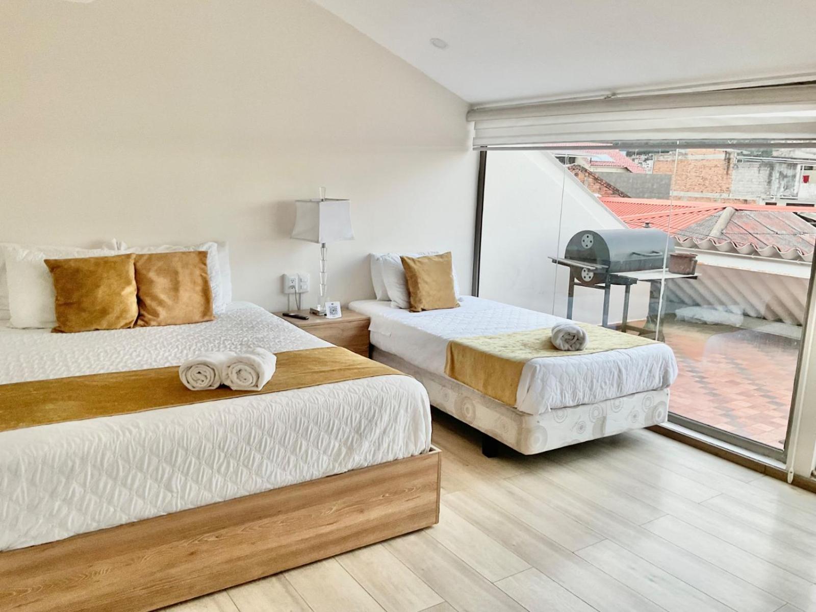 Hotel Brist0L Suites Centro Historico كوينكا المظهر الخارجي الصورة